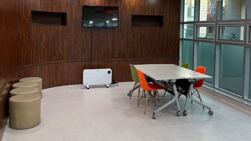 외국 도서관에 온 듯한 기분 세련된 인테리어의 중구영어도서관 방문기