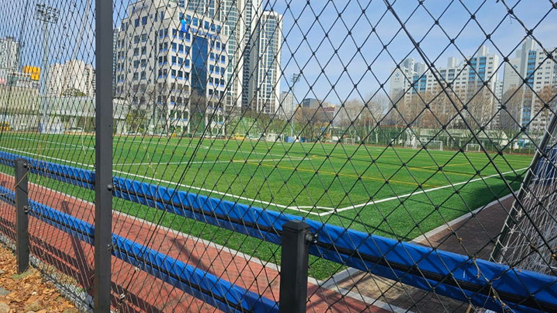 유소년축구센터 풋살장의 일반 시민 이용 가능 여부와 예약 절차, 현장 편의시설 확인